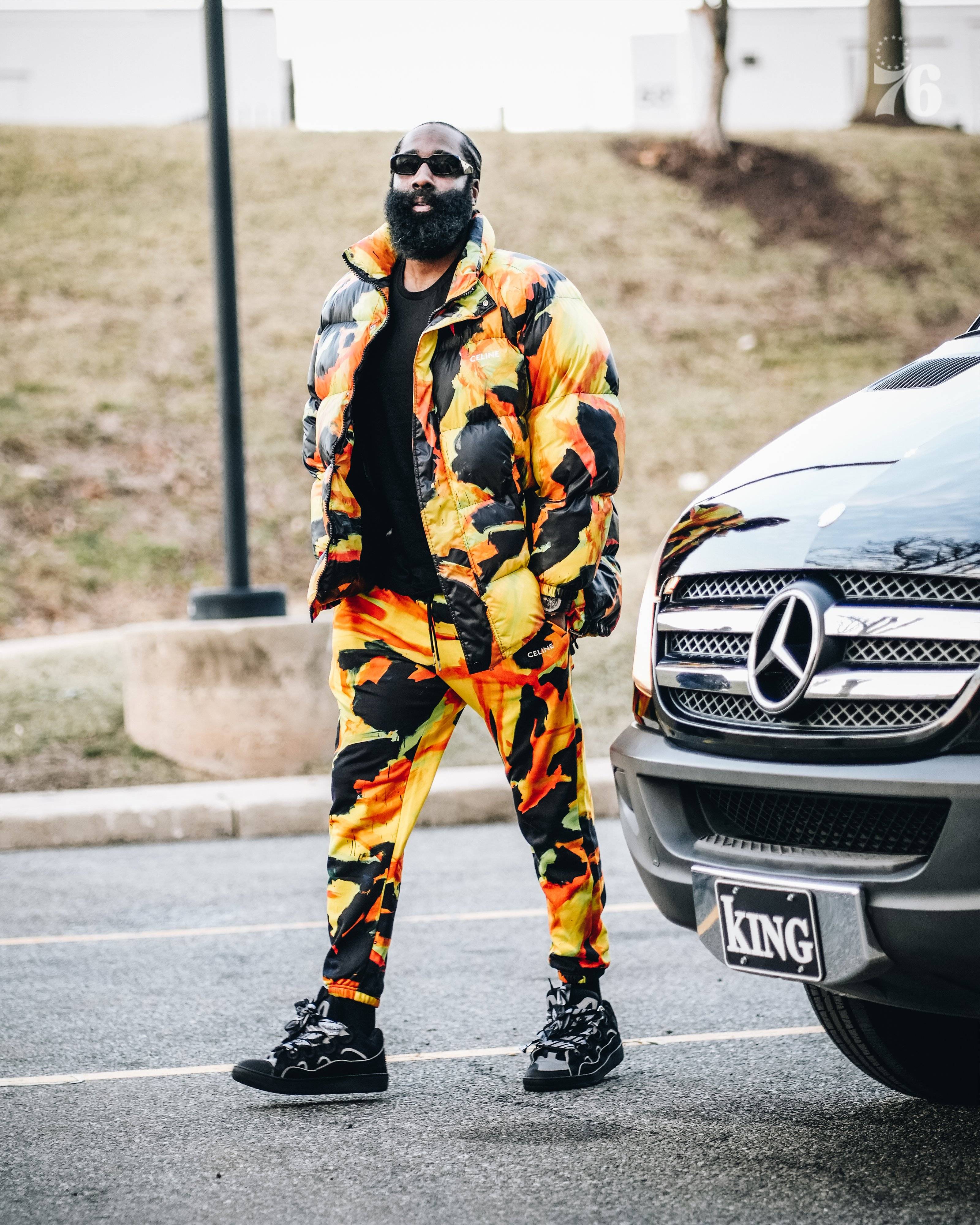 开云体育-包含萨拉赫迎来二十赛季出色发挥，MAD观众热烈欢呼！引发球迷热议的词条