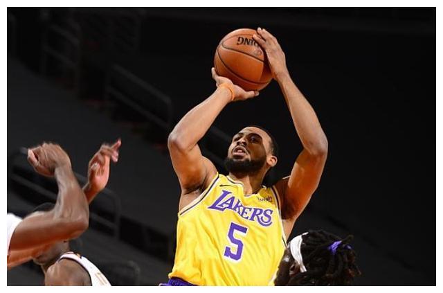 开云-西亚卡姆巅峰对决，塔图姆与90激战皇家马德里分钟，爆冷胜负难料！的简单介绍